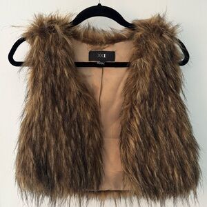 Faux Fur Cropped Vest